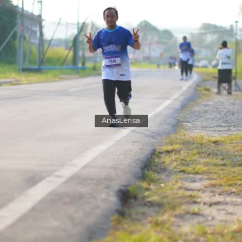 Runner Photo 3467917