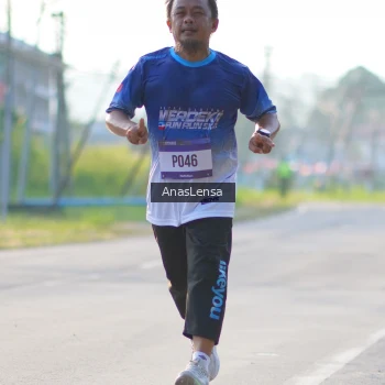 Runner Photo 3467923