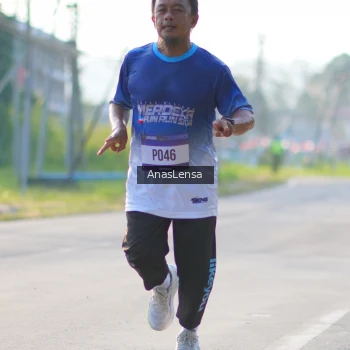 Runner Photo 3467925