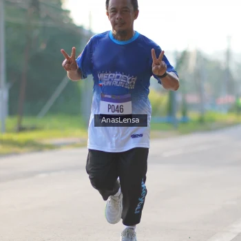 Runner Photo 3467945
