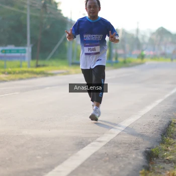 Runner Photo 3467946