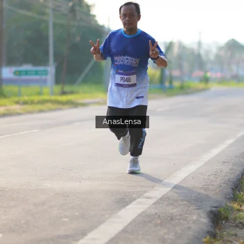 Runner Photo 3467947