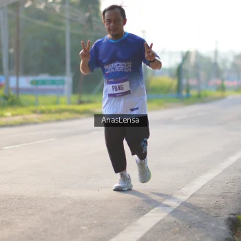 Runner Photo 3467950