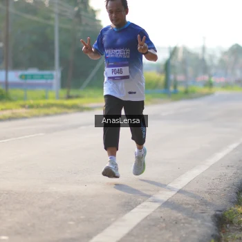 Runner Photo 3467951