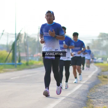 Runner Photo 3467954