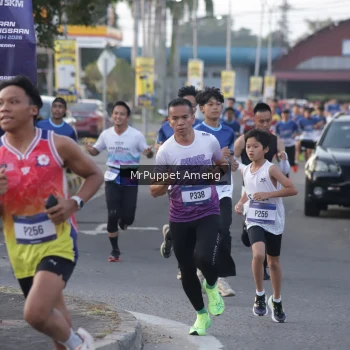 Runner Photo 3467955