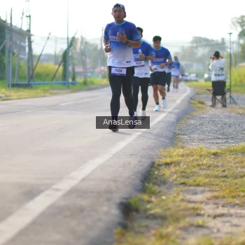 Runner Photo 3467957