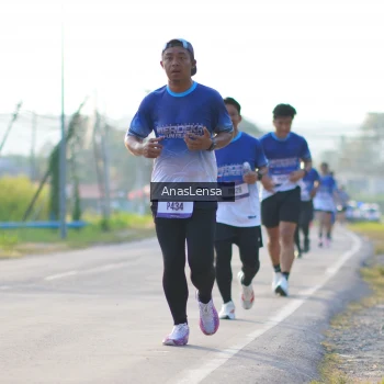 Runner Photo 3467959