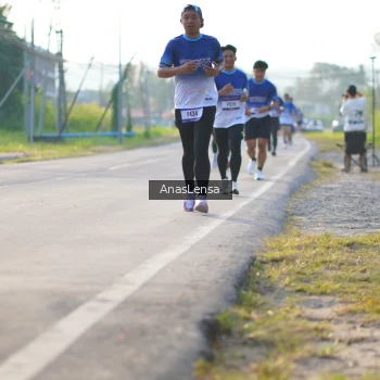 Runner Photo 3467983