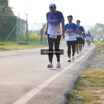 Runner Photo 3467984