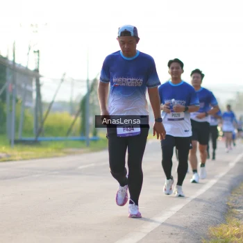 Runner Photo 3467985