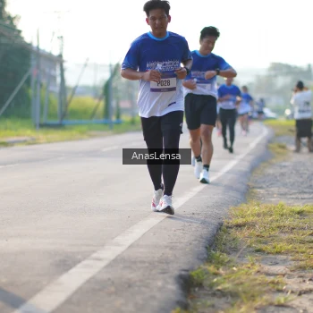 Runner Photo 3468009