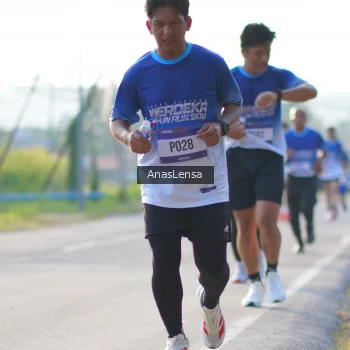 Runner Photo 3468012