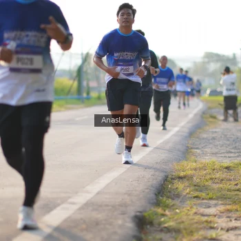Runner Photo 3468040