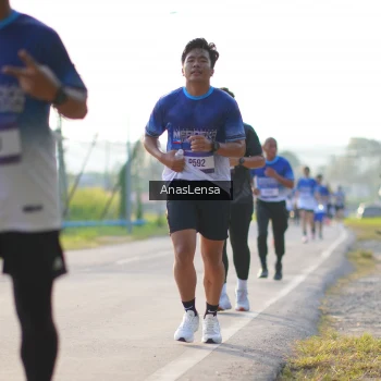 Runner Photo 3468043