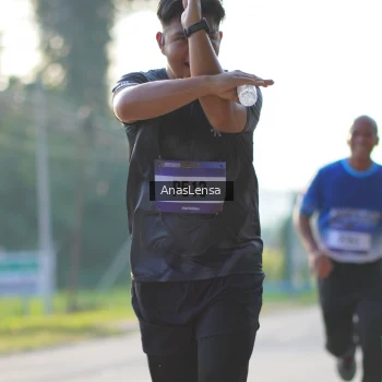 Runner Photo 3468086