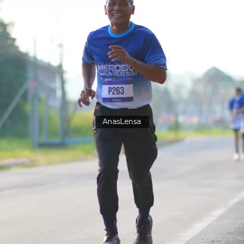 Runner Photo 3468088