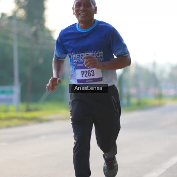 Runner Photo 3468112