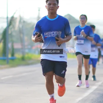 Runner Photo 3468120