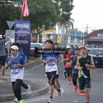 Runner Photo 3468137
