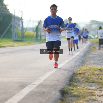 Runner Photo 3468148