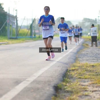 Runner Photo 3468153