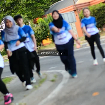 Runner Photo 3468249