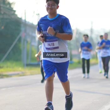 Runner Photo 3468282