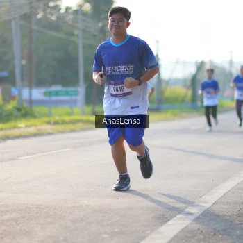 Runner Photo 3468293
