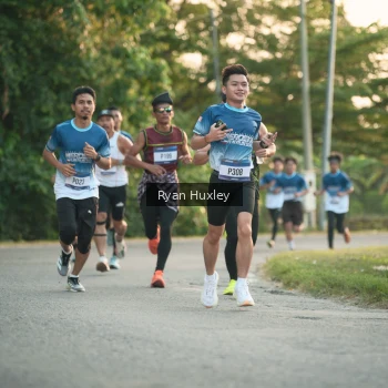 Runner Photo 3468385