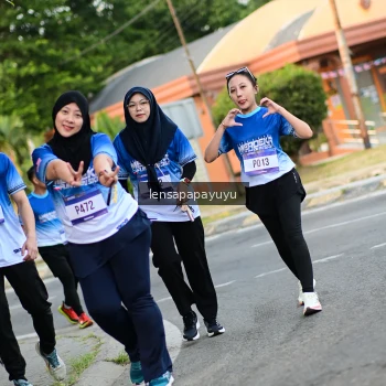 Runner Photo 3468404