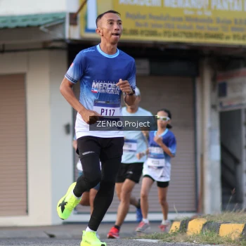 Runner Photo 3468432