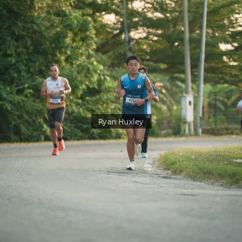 Runner Photo 3468443