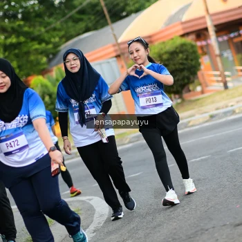 Runner Photo 3468451
