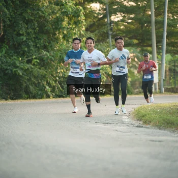 Runner Photo 3468475