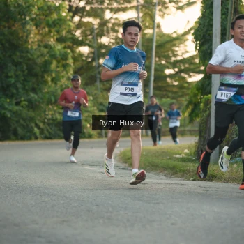 Runner Photo 3468477