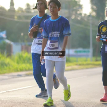 Runner Photo 3468496