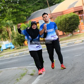 Runner Photo 3468523