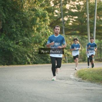 Runner Photo 3468542