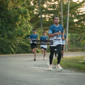 Runner Photo 3468553