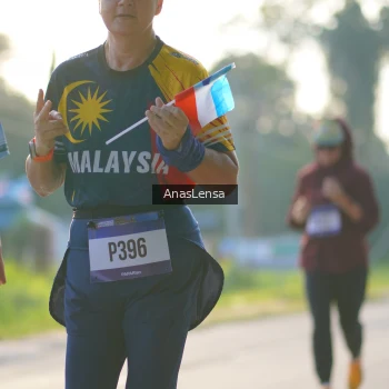 Runner Photo 3468555