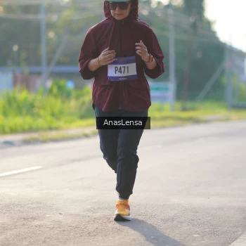 Runner Photo 3468557
