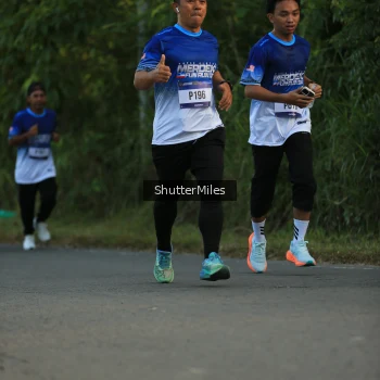 Runner Photo 3468568
