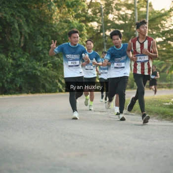 Runner Photo 3468588