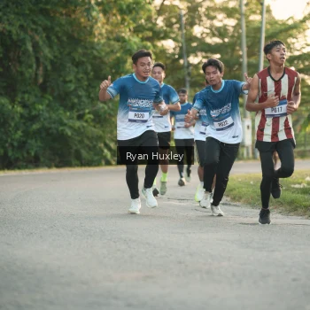 Runner Photo 3468593