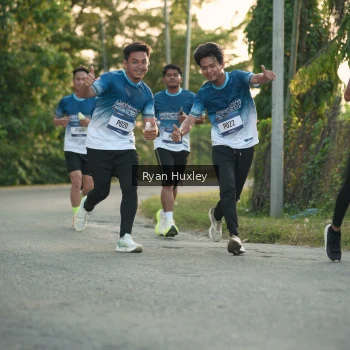 Runner Photo 3468594
