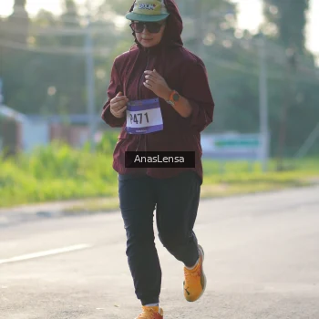 Runner Photo 3468605