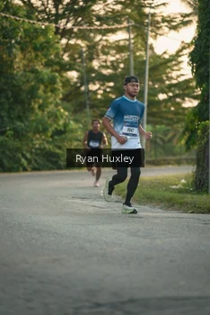 Runner Photo 3468610