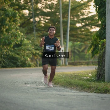 Runner Photo 3468613
