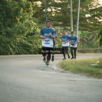 Runner Photo 3468627